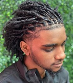 Front Taper Dreads, Short Locs For Men, Full Head Dreads Men, Low Taper Locs, Comb Twist Men, Tapered Locs, Twisted Locs, Dreads Styles Black