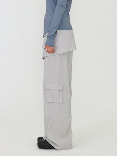 This is a modern and casual cargo pants by DIAGONAL that is made out of high quality and sturdy fabric. With unique design detail and trendy mood, you can style it for your clean and casual daily outfit.- Detachable skirt layered- Cargo pockets detail- Logo string on the hem- Logo snaps and YKK zipper Gray Utility Cargo Pants For Spring, Spring Gray Utility Cargo Pants, Gray Cargo Style Parachute Pants For Spring, Gray Spring Cargo Pants With Multiple Pockets, Gray Cargo Pocket Bottoms For Spring, Gray Cargo-style Bottoms For Spring, Gray Cargo-style Techwear Bottoms, Functional Cotton Cargo Pants For Spring, Gray Cargo Techwear Bottoms