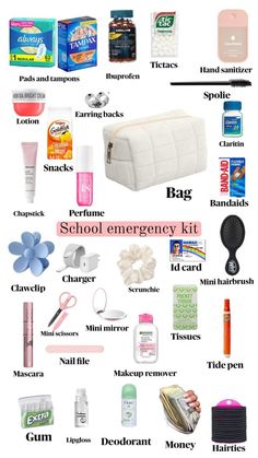 In My School Bag, Tampax Pearl, Middle School Essentials, Studie Hacks, School Emergency Kit, School Backpack Essentials, School Supplies Highschool, Everyday Bag Essentials, Good Makeup