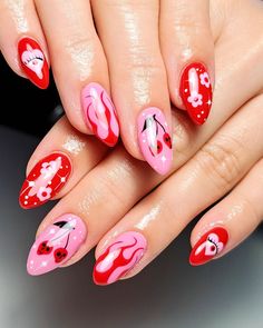 Toutes les publications • Instagram Love You Nails, Pink Heart Nail Art, Girly Nail Designs Pink, Red Pink Nails Design, Pink Red Nail Art, Cool Design Nails, Pink Funky Nails, Pink And Red Nail Art, Pink Short Nails Ideas