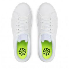 Brand: Nike Gender: Women Type: Sneakers Season: All seasons PRODUCT DETAIL • Color: white • Fastening: laces • Details: -Slip on -sporty • Article code: DH3159 Nike Women Sneakers, Nike Sneakers Mens, Lacoste Shoes, Sneakers Patterns, Baskets Nike, Blazer Jeans, White Sneakers Women, Nike Sneakers Women, Guess By Marciano