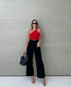 Casual Rocker Outfits, Outfit Formal Verano, Outfit Cena, Ootd Formal, Outfit Elegantes, Look Office, Christmas Outfit Ideas, Cute Skirt Outfits, Casual Chique