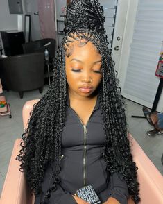 17 Stunning Fulani Braids Hairstyles - Her Darling Life Black Knotless Braids With Curls, Black And Blonde Knotless, Black And Blonde Knotless Braids, Cute Fulani Braids, Curly Crochet Styles, Black Knotless Braids, Black Knotless, Blonde Knotless Braids