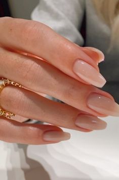 Acerbic Nails, Spring Day Date Outfit, Call Nails 2023, Medium Nude Nails, Sqoavle Nails, Nude Classy Nails, Pretty Nude Nail Designs, Acrylic Nails Minimalist, Neutral Vacation Nails