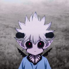 an anime character with white hair and black eyes standing in front of a grassy field