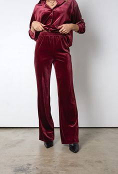 Perfect for the fall season, these velvet pants are just what you need for your next party. They feature a high rise fit with an elastic waist and wide legs. Style with a sweater or bodysuit for an effortless look or pair with our Fraser Fir Velvet Top for the perfect matched set. Top and Pants sold separately All sale items are considered final sale. *Materials: 92% Polyester, 8% Spandex Fit: The fit is true to size. Dani is wearing a small.Length: The length hits below the ankles.Waist: The wa Frasier Fir, Fraser Fir, Velvet Set, Velvet Top, Velvet Pants, Velvet Tops, Wide Legs, Fall Season, Matching Sets