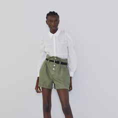 Nwt Zara Size S Khakhi Belted Paperbag Shorts Brand New With Tags High-Waisted Shorts With Pleats At Waistband. Front Pockets And Back Patch Pockets. Contrasting Belt. Front Metal Button Closure. - 100% Cotton - 14.5" Waist Across, 16" Rise, 4" Inseam Shorts With Belt, Paperbag Shorts, Paper Dress, Zara Shorts, Tailored Jacket, Back Patch, Metal Buttons, High Waisted Shorts, Patch Pocket