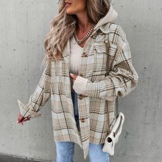 Brown and cream plaid shacket with buttoned detachable hood. Soft and warm! Fits true to size guide. 65% Cotton 35% Polyester -nice thickness! Size S M L XL 2XL Bust 40 42 44 46 48 Length 28 28.3 28.7 29.1 29.5 Estilo Hipster, Warm Coats, Check Coat, Loose Long Sleeve, Patchwork Jacket, Hooded Shirt, Single Breasted Jacket, Winter Jackets Women, Women's Coats