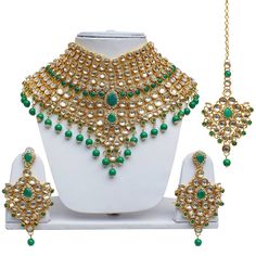 Latest Necklace Design, Blouses Designs, Jewellery Bridal, Saree Blouses, Diy Bracelets Easy, Easy Diy Jewelry, Green Jewelry