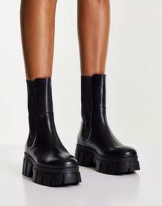 Zara Chunky Boots, Asos Boots, Chunky Chelsea Boots, Leather Biker Boots, Chelsea Boot, Square Toe Boots, Asos Curve, Chelsea Ankle Boots, Leather High Heels