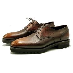 Simple Derby Shoe by Norman Vilalta Mens Goodyear-welted derby shoes in Barcelona, Spain Mens Derby Shoes, Derby Shoe, Branded Shoes For Men, Gentleman Shoes, Bespoke Shoes, Classy Shoes, Simple Shoes, Shoe Last, Men's Shoe