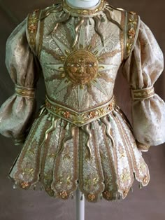 Baroque Costume, Rococo Costume, Costume For Men, Womens Costumes, Fest Outfits, Stage Costume, Cooler Look, Historical Costume