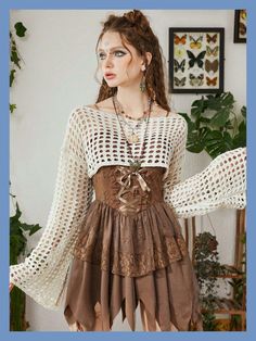 Easy Crochet Cap Sleeves Pattern Cropped Shrug, Crop Pullover, Mode Hippie, Estilo Hippie, Crochet Cover Up, Crochet Inspo, Fairy Grunge, Crochet Tops, Fairy Core