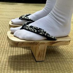 Single-Tooth Geta, Tengu Geta, One-toothed geta, Man's Geta, Woman Geta, Japanese Kimono Sandals,Kimono Shoes, Zori Sandals Kimono Sandals, Kimono Shoes, Zori Sandals, Geta Sandals, Japanese Shoes, Balance Training, Mori Kei, Shoes Drawing, Patches Fashion