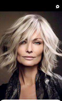 Round Faces Short Hair, Medium Length Hair Curly, Long Hair Older Women, Blonde Layered Hair, Medium Length Curly Hair, Hairstyles For Older Women, Timeless Looks, Haircuts For Women Over 50, Beautiful Gray Hair