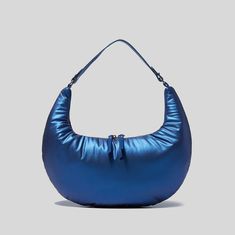 Brand Name: DKQWAITHandbags Type: TotesTypes of bags: Shoulder BagsMain Material: OxfordLining Material: PolyesterShape: BaguettePlace Of Origin: ZHE JIANG ?ProvinceOrigin: CN(Origin)Hardness: SoftPattern Type: SolidInterior: No PocketDecoration: AppliquesExterior: NONEOccasion: VersatileClosure Type: zipperGender: WOMENStyle: FashionModel Number: 54679Number of Handles/Straps: Single Holographic Purse, Designer Totes Handbags, Winter Purses, Luxury Clutch, Pad Bag, Trendy Shoulder Bag, Bags For Teens, Handbags Casual, Designer Shoulder Bags