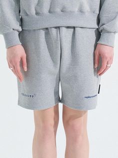 The shorts has logo points in two different languages. It is made of cotton fabric, and the elastic band waist and soft cotton fabric makes comfy fit.- Logo point- Side pockets- Logo label- Basic, casual item Fit Logo, Different Languages, Logo Label, Sweat Shorts, Comfy Fits, Short Pants, Elastic Band, Cotton Fabric, Mens Outfits