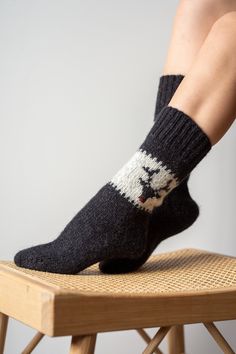 "Ideal for chilly autumn, winter weather. Handmade natural wool socks will keep your toes nice & cosy. Perfect Christmas gift. +𝑨𝒅𝒅𝒊𝒕𝒊𝒐𝒏𝒂𝒍𝒍𝒚 𝒘𝒊𝒕𝒉 𝒕𝒉𝒆 woolen product 𝑰 𝒂𝒎 𝒂𝒅𝒅𝒊𝒏𝒈 𝒍𝒊𝒏𝒆𝒏 𝒃𝒂𝒈 𝒇𝒐𝒓 𝒑𝒓𝒐𝒕𝒆𝒄𝒕𝒊𝒏𝒈 𝒕𝒉𝒊𝒔 𝒔𝒘𝒆𝒂𝒕𝒆𝒓 𝒘𝒉𝒊𝒍𝒆 𝒊𝒕 𝒊𝒔 \"𝒓𝒆𝒔𝒕𝒊𝒏𝒈\" 𝒇𝒐𝒓 𝒏𝒆𝒙𝒕 𝒅𝒂𝒚 𝒐𝒓 𝒏𝒆𝒙𝒕 𝒔𝒆𝒂𝒔𝒐𝒏. 𝐒𝐓𝐈𝐋𝐋 𝐍𝐎𝐓 𝐒𝐔𝐑𝐄 𝐀𝐁𝐎𝐔𝐓 𝐓𝐇𝐄 𝐒𝐈𝐙𝐄? 𝐉𝐔𝐒𝐓 𝐏𝐋𝐀𝐂𝐄 𝐓𝐇𝐄 𝐎𝐑𝐃𝐄𝐑 𝐀𝐍𝐃 𝐀𝐓𝐓𝐀𝐂𝐇 𝐘𝐎𝐔𝐑 𝐎𝐖𝐍 ? Scandinavian Style Winter Socks With Fair Isle Pattern, Nordic Knitted Winter Socks, Winter Nordic Knitted Socks, Nordic Style Hand Knitted Winter Socks, Hand Knitted Nordic Style Winter Socks, Nordic Style Winter Socks For Gift, Nordic Warm Winter Socks, Black Winter Socks For Gifts, Black Winter Socks As Gift