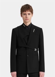 India Fashion Men, Heliot Emil, Genderless Fashion, Black Abaya, Classy Suits, Indian Men Fashion, Wedding Dress Men