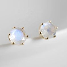 Made to orderIndulge in luxury and allure with our moonstone stud earrings, a bespoke creation available in your choice of white gold, yellow gold, or rose gold. Meticulously crafted to order, each earring showcases a captivating round moonstone that exudes an ethereal glow, evoking the mysteries of the night sky. Crafted with precision, these earrings promise enduring brilliance and exceptional quality. Whether chosen to match your personal style or to mark a special occasion, our Solid Gold Ro Moonstone Earrings, The Night Sky, Steel Jewelry, Stainless Steel Jewelry, Gold Yellow, Night Sky, Timeless Beauty, Or Rose, Moonstone