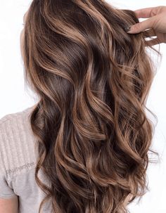 Red Balayage Hair, Hair 2022, Brunette Balayage, Brunette Balayage Hair, Hair Color Light Brown, Honey Blonde Hair, Hair With Highlights