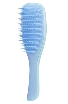 Hairbrush Tangle Teezer, Blue Tangle Teezer, Hair Brush Tangle Teezer, Tangle Teaser Hairbrush, Blue Beauty Products, Tangle Teaser Brush, Birthday Gift Wishlist, Blue Hairbrush, Tangle Teezer Brush