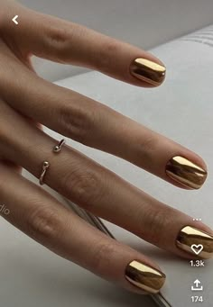 Prom Nail Designs, Gold Nail, Metallic Nails, Stick On Nails, Prom Nails, Manicure Y Pedicure, Fancy Nails, Chic Nails, Chrome Nails