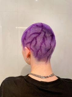 Split Dye Shaved Head, Shaved Head Women Dyed, Purple Shaved Hair, Shaved Dyed Hair Men, Shave Head Designs, Halloween Shaved Hair Designs, Colorful Buzzcut Women, Buzzcut Dye Design, Dyed Buzz Cut Designs