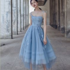 Tea Length Prom Dress, Prom Dress Blue, Gaun Fashion, Blue Bridesmaid Dress, Blue Tulle, Beautiful Prom Dresses, Classy Fashion, Short Prom Dress, Blue Bridesmaid Dresses