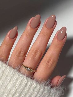 Tabac  Collar   Blocs de couleur,Unicolore,Plantes Ongles nus Embellished Cool Brown Nails, Nude Brown Nails Short, Nails Acrylic Nude Color, Nails Acrylic Plain, Nails Nude Cortas, Fall Nails Nude Colors, Nude Glossy Nails, Nails Ballerina Short, Braun Nails