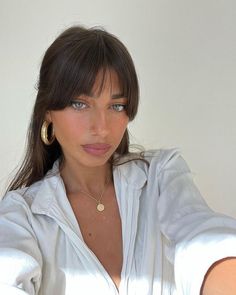 Haircuts With Long Bangs, Polished Makeup, Looks For Spring, Perfect Blonde Hair, Brown Hair Inspo, Best Haircuts, Long Bangs, Haircuts Straight Hair, Long Hair With Bangs