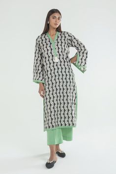 Sana Safinaz SS22MHY109P2T Ready To Wear Green V-neck Printed Kurta, Green Printed V-neck Kurta, White Block Print Sets For Spring, Fitted Block Print Kurta For Spring, Fitted V-neck Printed Kurta, Spring Green Block Print Sets, Spring White Block Print Sets, Green Block Print Long Sleeve Sets, Green Long Sleeve Block Print Set