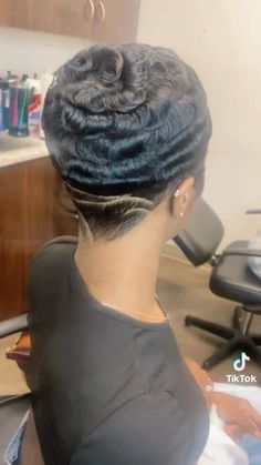 Shaved Designs In Hair, Pixie Cut Styles Black Women, Undercut With Locs, Short Haircut With Undercut, Undercut Hairstyles Women Medium, Short Pixie Haircuts For Black Women, Haircut With Design, 90 Hairstyles, Pixie Transformation