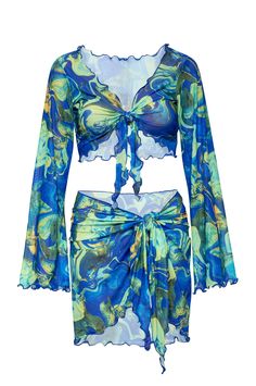 This blue tropical print Mesh Top makes a gorgeous coverup over any of Kamari’s bikinis. Comfortable and versatile, it’s a perfect piece to bring flair to your wardrobe and carry you from day to night. For more drama, it pairs well with the Mesh Sarong Skirt. To care for Kamari Swim we recommend Hand Wash or Delicate mode. Blue Skye, Sarong Skirt, Confident Style, Tropical Pattern, Blazer With Jeans, Sarong, Independent Designers Fashion, Tropical Print, Womens Swimwear