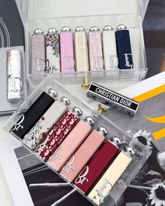 Dior Makeup Packaging, Beauty Pink Aesthetic, Dior Makeup Products, Rich Girl Makeup, Pink Aesthetic Beauty, Girly Wishlist, Aesthetic Beauty Products, Dior Lip Oil