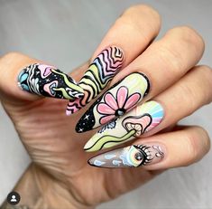 Trippy Nails Acrylic, Trippy Nail Designs, Psychadelic Nails, Trippy Nail Art, Trippy Nails, Rave Nails, Hippie Nails, Punk Nails, Goth Nails