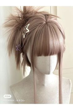 Ethereal Stage Outfit, Unique Hair Buns, Character Hair Ideas, Cutecore Hair, Rabbit Hairstyle, Cool Hair Styles, Unique Hair Styles, Wild Hairstyles, Pretty Hair Cuts