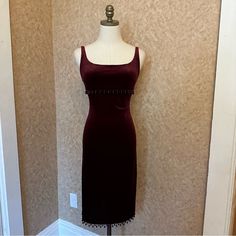 Vtg 90s Y2k Nwt Velvet Velour Burgundy Empire Waist Beaded Mini Midi Dress Missing A Few Beads At The Bottom As Pictured Size Medium Brand Is F21 See Pictures For More Details Red Velvet Dress Short, 90s Velvet Dress, Velvet Dress Short, Red Velvet Dress, Semi Formal Dresses, 90s Dress, 8th Grade, Forever 21 Dresses, Velvet Dress