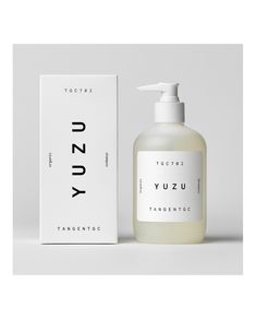 Champú Yuzu Shampoo 350 ml Tangent Oil Parfum, Organic Body Lotion, Perfume Versace, Siberian Fir, Organic Body Wash, Soap Craft, Skin Care System, Organic Soap, Citrus Scent