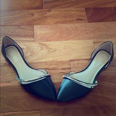 Super Cute Black Flats. Never Worn! Fall Party Flats With Synthetic Material, Black Flats For Spring Party, Black Synthetic Flats For Party, Black Synthetic Party Flats, Black Flats For Fall Party, Flat Color, Black Flats, Cute Black, Flat Shoes Women