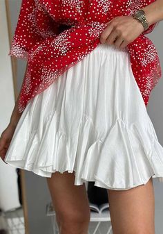 Pleated Mini Skirts, Summer Slip Dress, Spring Trends Outfits, Skirts Women, Skirt For Women, Chic Sweaters, Suspender Dress, Slim Fit Dresses, Summer Party Dress