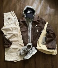 Cargo Aesthetic Outfit Men, Men Colorado Outfit, Tan Cargo Pants Outfit Men, Brown Carhartt Vest Outfit, Guy Fall Outfits, Carhartt Mens Fashion, Masc Fits, Teen Guy Fashion