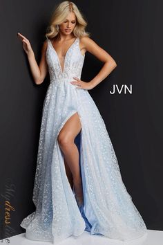 Jovani JVN08421 evening prom dress. Prom Dresses Floral, Modest Long Dresses, Sherry Hill, Prom Dress 2022, Prom Dresses Tulle, Light Blue Prom, Skirts Elegant, College Graduation Photoshoot, Blue Wedding Dress