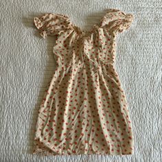 Nwt Boning/Corset Top Zipper In Back Pet Free Smoke Free Home Casual Peach Mini Dress With Floral Print, Casual Beige Printed Mini Dress, Apricot Short Sleeve Dress For Vacation, Casual Flowy Apricot Dress, Casual Apricot Dress For Day Out, Fitted Summer Dress In Apricot Color, Fitted Apricot Summer Dress, Casual Peach Mini Dress For The Beach, Casual Peach Mini Dress For Beach