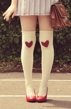 Funky Tights, Heart Tights, Whimsical Heart, Aria Montgomery, Vintage Americana, Zooey Deschanel, Looks Style, Red Shoes, Pretty Little Liars