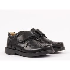 Simple and fuss-free, these school shoes feature a single fastening for an adjustable and comfortable fit, and soft heel and ankle pad to support and protect feet. This style features smart brogueing detail on the toe and is made and lined with 100% premium European leather for comfort. | Trotters London | Gregory School Shoe (Black, Size 28) | Maisonette collects the best children’s products from around the world (unlike Zulily, Etsy, The Tot, Farfetch Kids, Childrensalon, Crate and Kids, Kohls Walking Shoes With Secure Fit And Round Toe, Secure Fit Walking Shoes With Round Toe, Easy Fit Walking Shoes With Round Toe, Fade-resistant Black Leather Skate Shoes, Trotters Childrenswear, School Shoe, Soft Heels, London Shoes, Shoe Black