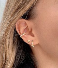 CZ Helix Piercing, Sterling Silver Cartilage Hoop, Huggie Hoop Earrings, Helix Earring, Gold Plated Silver Hoop Earrings, Cartilage Earring - Etsy Spain Dainty Small Hoop Ear Cuff, Helix Earring, Elegant Silver 14k Gold Cartilage Earrings, Trendy Cubic Zirconia Single Cartilage Earring, Silver Bohemian Cartilage Earrings, Dainty Cubic Zirconia Cartilage Earring, Dainty Cubic Zirconia Huggie Ear Cuff, Gold Sterling Silver Hoop Cartilage Earrings, Elegant Silver 14k Gold-filled Cartilage Earrings