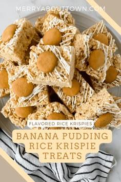 banana pudding rice krispy treats on a plate with text overlay that reads, flavored rice krispies