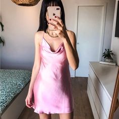 Zara Metallic Rose Mini Dress 1165/951 Small Rose Mini Dress, Black Satin Mini Dress, Zara Floral Dress, Flowy Jumpsuit, Sequin Dress Short, Zara Mini Dress, Short Dress White, Mini Sundress, Black Velvet Dress