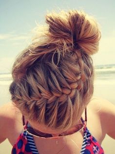 This unique cute bun braid might be easy enough to actually do! Pretty Braided Hairstyles, Braided Bun, Bad Hair, Beach Hair, Hair Dos, About Hair, Gorgeous Hair, Hair Day